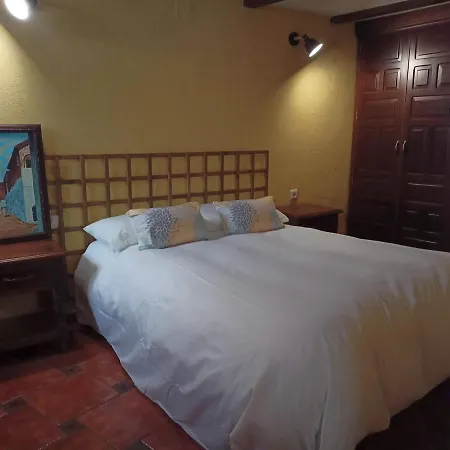 Casa Cofrades * Hervás