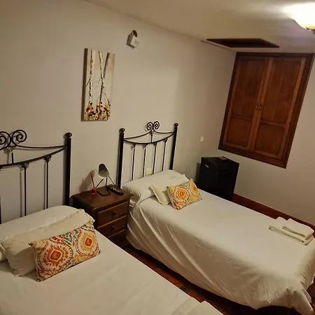 Casa Cofrades * Хервас